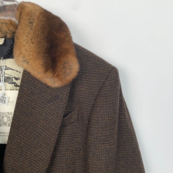 Mens Brown Wool Double-Breasted Overcoat With Fur Collar - Picture 3 of 8